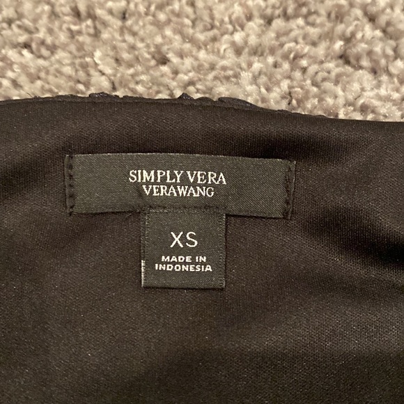 Simply Vera Vera Wang Long Sheer Sleeve Dress. Size XS - Picture 11 of 15